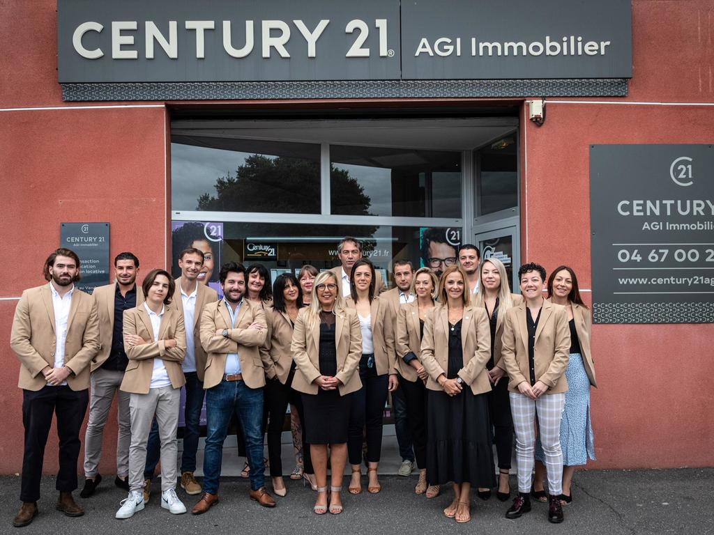 l'équipe de l'agence AGI Immobilier