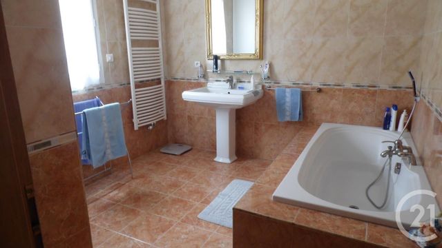 Afficher la photo en grand maison à vendre - 5 pièces - 159.75 m2 - CASTELNAU DE GUERS - 34 - LANGUEDOC-ROUSSILLON - Century 21 Agi Immobilier