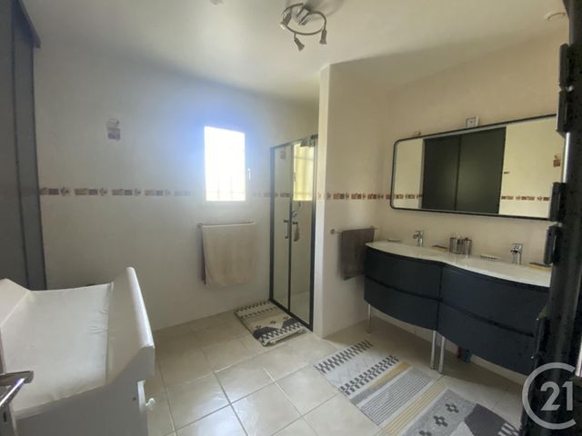 maison à vendre - 4 pièces - 104.0 m2 - LEZIGNAN LA CEBE - 34 - LANGUEDOC-ROUSSILLON - Century 21 Agi Immobilier