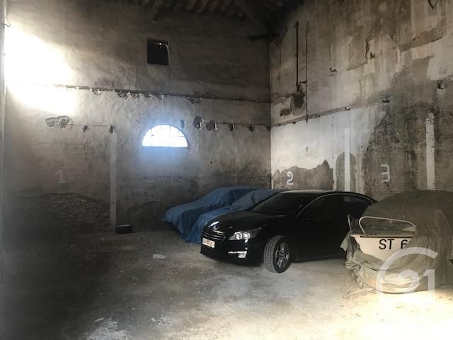 Parking à louer MONTAGNAC