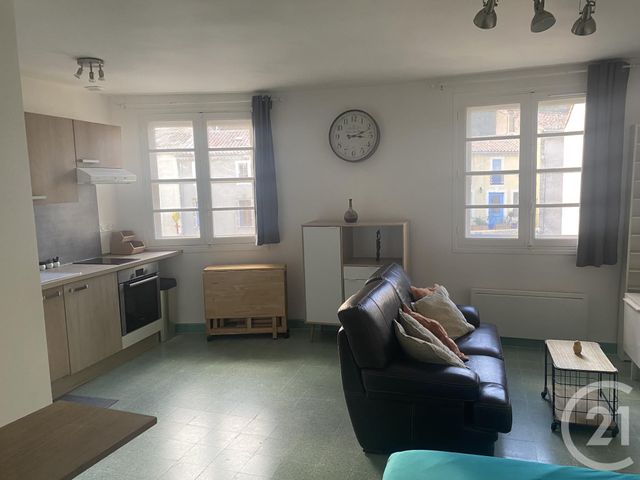 Appartement F1 à louer - 1 pièce - 27.4 m2 - GABIAN - 34 - LANGUEDOC-ROUSSILLON - Century 21 Agi Immobilier