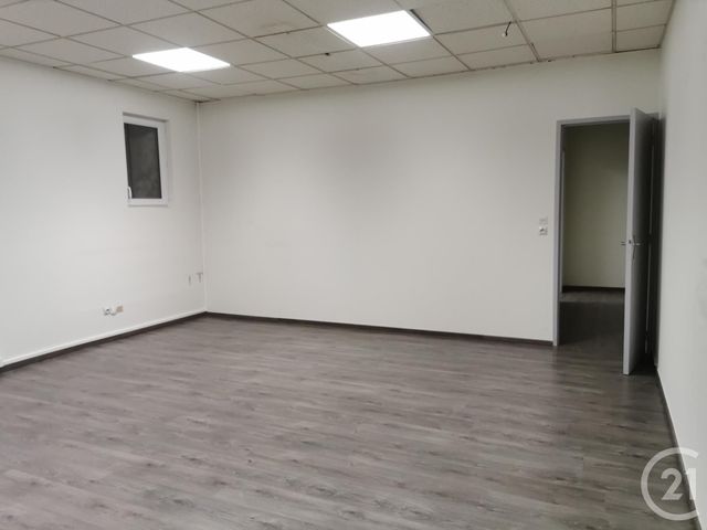 Appartement F5 à vendre - 5 pièces - 120.14 m2 - PEZENAS - 34 - LANGUEDOC-ROUSSILLON - Century 21 Agi Immobilier