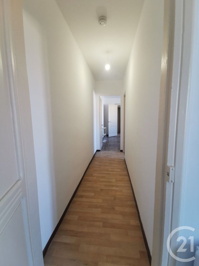 Appartement F3 à louer - 3 pièces - 65.0 m2 - PEZENAS - 34 - LANGUEDOC-ROUSSILLON - Century 21 Agi Immobilier