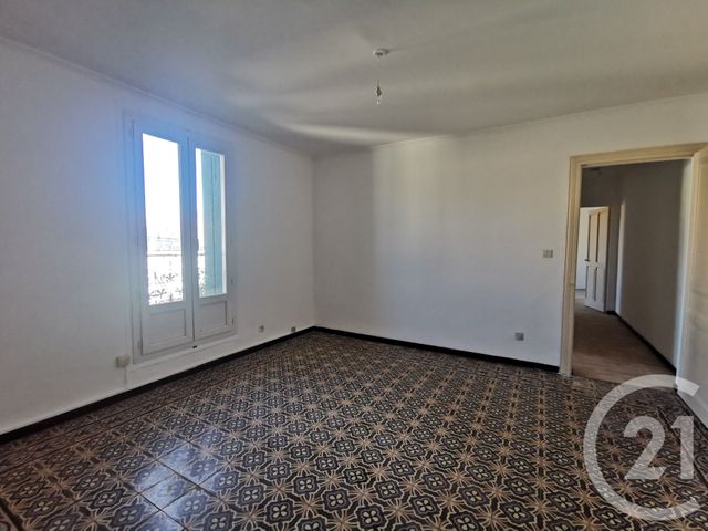 Appartement F3 à louer - 3 pièces - 65.0 m2 - PEZENAS - 34 - LANGUEDOC-ROUSSILLON - Century 21 Agi Immobilier