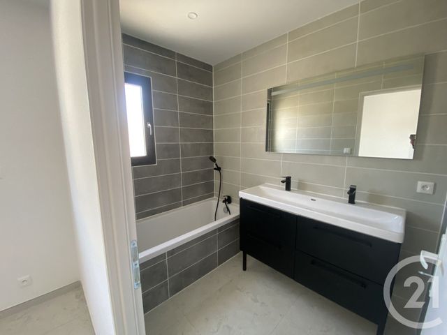 maison à vendre - 4 pièces - 116.6 m2 - NEZIGNAN L EVEQUE - 34 - LANGUEDOC-ROUSSILLON - Century 21 Agi Immobilier