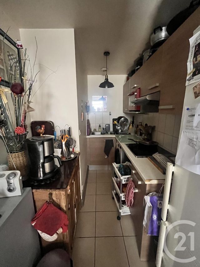 Appartement F2 à vendre - 2 pièces - 30.24 m2 - PEZENAS - 34 - LANGUEDOC-ROUSSILLON - Century 21 Agi Immobilier