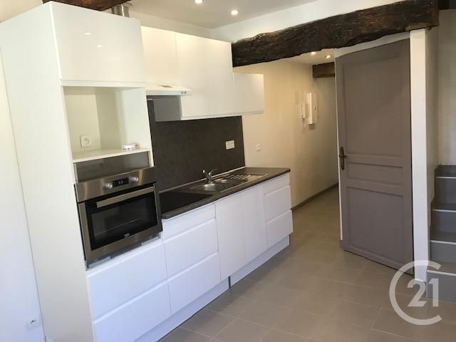 Afficher la photo en grand Appartement F3 à louer - 3 pièces - 46.0 m2 - PEZENAS - 34 - LANGUEDOC-ROUSSILLON - Century 21 Agi Immobilier