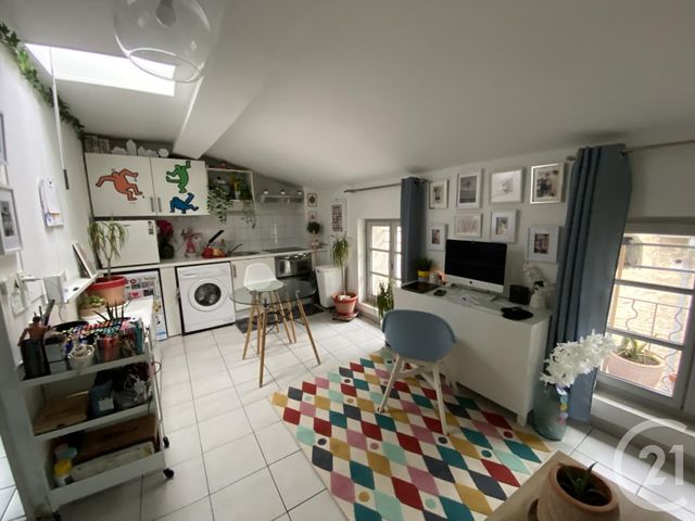 Appartement F2 à vendre - 2 pièces - 28.0 m2 - PEZENAS - 34 - LANGUEDOC-ROUSSILLON - Century 21 Agi Immobilier