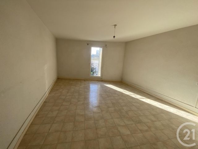 Afficher la photo en grand Appartement F3 à vendre - 3 pièces - 78.35 m2 - PEZENAS - 34 - LANGUEDOC-ROUSSILLON - Century 21 Agi Immobilier