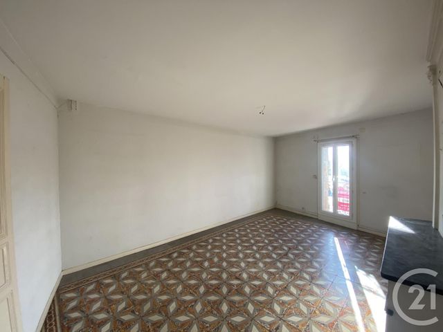 Appartement F3 à vendre - 3 pièces - 78.35 m2 - PEZENAS - 34 - LANGUEDOC-ROUSSILLON - Century 21 Agi Immobilier
