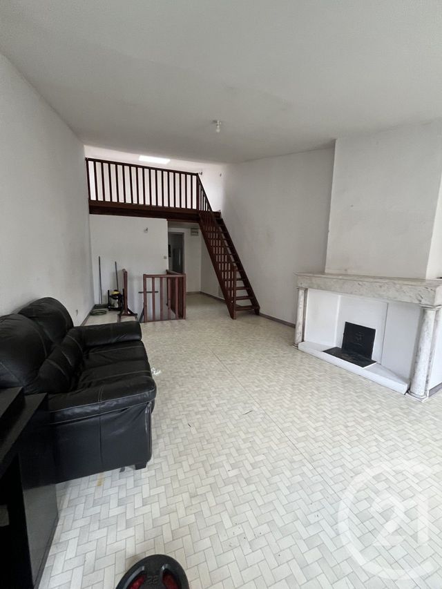 Appartement à vendre - 2 pièces - 40.07 m2 - PEZENAS - 34 - LANGUEDOC-ROUSSILLON - Century 21 Agi Immobilier