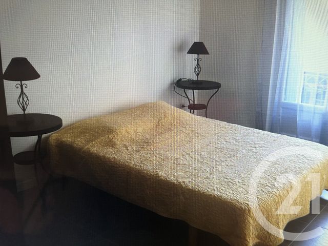 Appartement F1 à vendre - 2 pièces - 36.0 m2 - PEZENAS - 34 - LANGUEDOC-ROUSSILLON - Century 21 Agi Immobilier