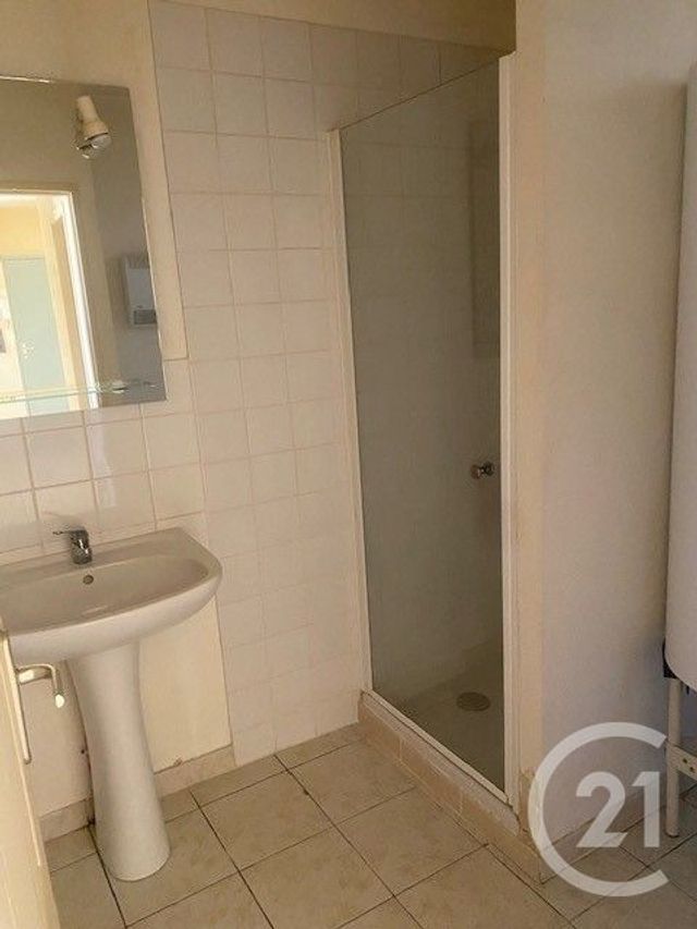 Appartement F4 à vendre - 4 pièces - 78.0 m2 - MONTAGNAC - 34 - LANGUEDOC-ROUSSILLON - Century 21 Agi Immobilier