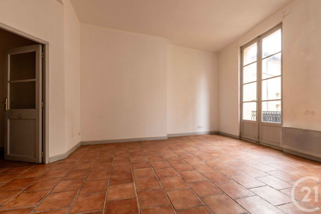 Appartement F3 à vendre - 3 pièces - 63.51 m2 - PEZENAS - 34 - LANGUEDOC-ROUSSILLON - Century 21 Agi Immobilier
