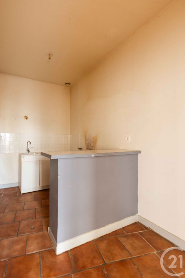 Appartement F3 à vendre - 3 pièces - 63.51 m2 - PEZENAS - 34 - LANGUEDOC-ROUSSILLON - Century 21 Agi Immobilier