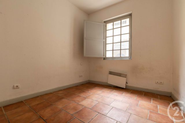 Appartement F3 à vendre - 3 pièces - 63.51 m2 - PEZENAS - 34 - LANGUEDOC-ROUSSILLON - Century 21 Agi Immobilier