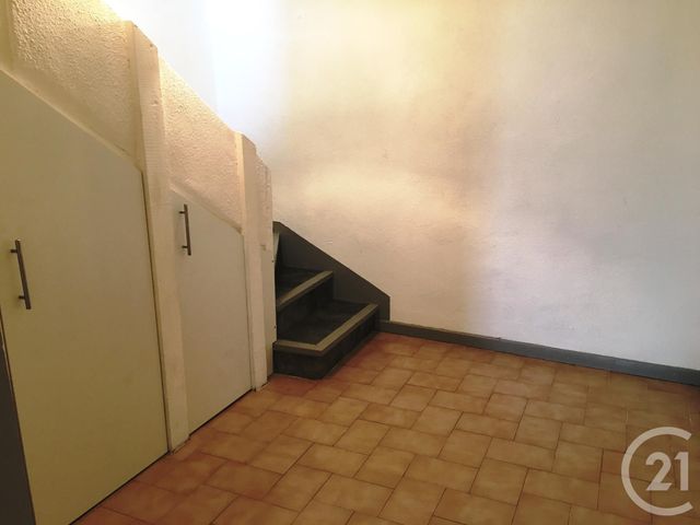 Appartement F3 à louer - 3 pièces - 65.0 m2 - PEZENAS - 34 - LANGUEDOC-ROUSSILLON - Century 21 Agi Immobilier