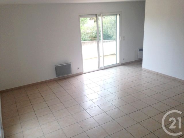 maison à vendre - 4 pièces - 88.0 m2 - LEZIGNAN LA CEBE - 34 - LANGUEDOC-ROUSSILLON - Century 21 Agi Immobilier