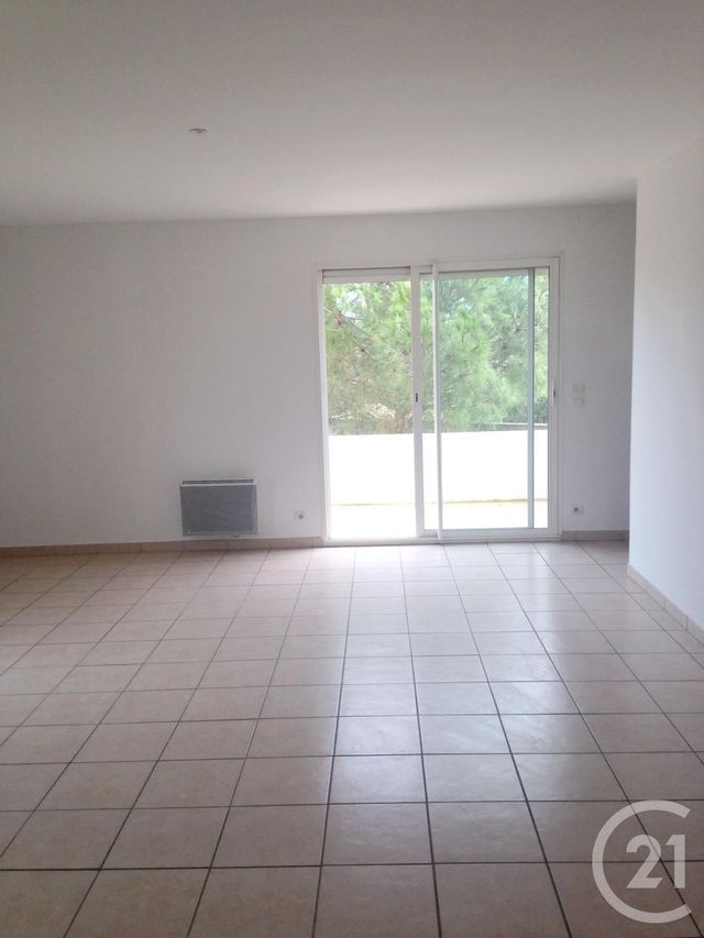 maison à vendre - 4 pièces - 88.0 m2 - LEZIGNAN LA CEBE - 34 - LANGUEDOC-ROUSSILLON - Century 21 Agi Immobilier