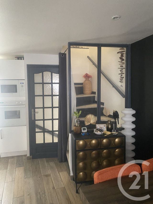 maison à louer - 3 pièces - 87.14 m2 - SERVIAN - 34 - LANGUEDOC-ROUSSILLON - Century 21 Agi Immobilier