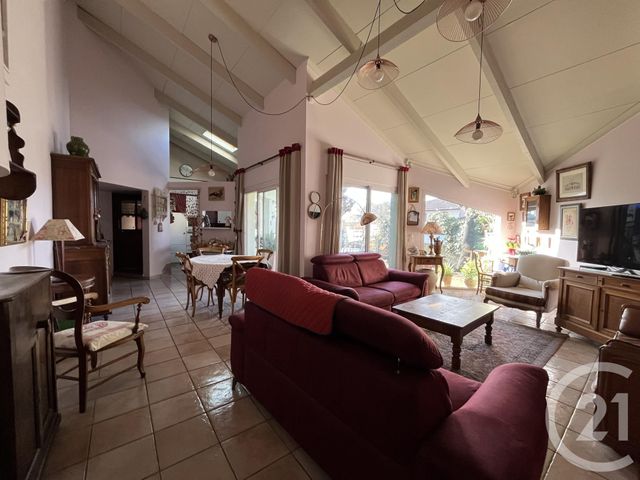 maison à vendre - 5 pièces - 116.13 m2 - PEZENAS - 34 - LANGUEDOC-ROUSSILLON - Century 21 Agi Immobilier