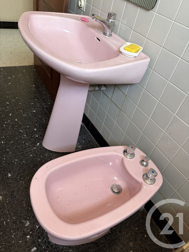 maison à vendre - 7 pièces - 110.0 m2 - PEZENAS - 34 - LANGUEDOC-ROUSSILLON - Century 21 Agi Immobilier
