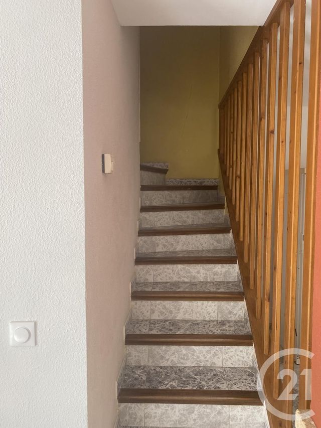 Appartement F4 à louer - 4 pièces - 105.0 m2 - MONTBLANC - 34 - LANGUEDOC-ROUSSILLON - Century 21 Agi Immobilier