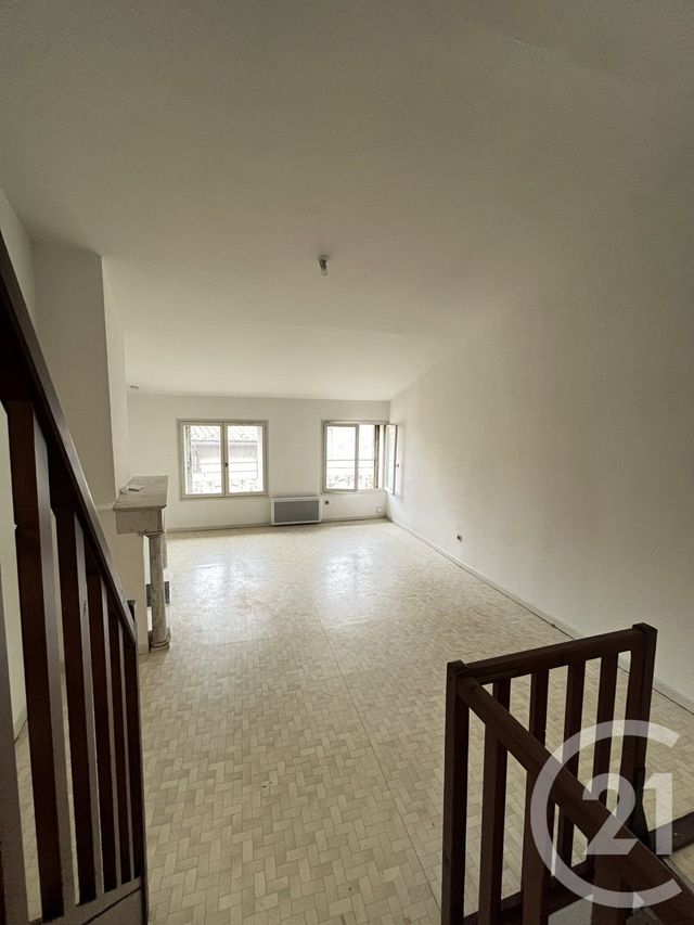 Appartement Studio à louer - 1 pièce - 35.17 m2 - PEZENAS - 34 - LANGUEDOC-ROUSSILLON - Century 21 Agi Immobilier