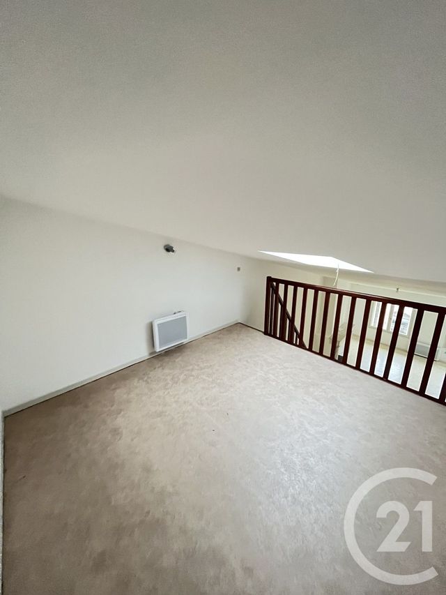 Appartement Studio à louer - 1 pièce - 35.17 m2 - PEZENAS - 34 - LANGUEDOC-ROUSSILLON - Century 21 Agi Immobilier