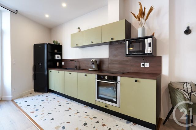 Afficher la photo en grand Appartement F2 bis à vendre - 3 pièces - 62.0 m2 - BEZIERS - 34 - LANGUEDOC-ROUSSILLON - Century 21 Agi Immobilier