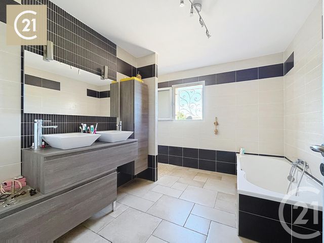 Afficher la photo en grand maison à vendre - 5 pièces - 138.3 m2 - POUZOLLES - 34 - LANGUEDOC-ROUSSILLON - Century 21 Agi Immobilier