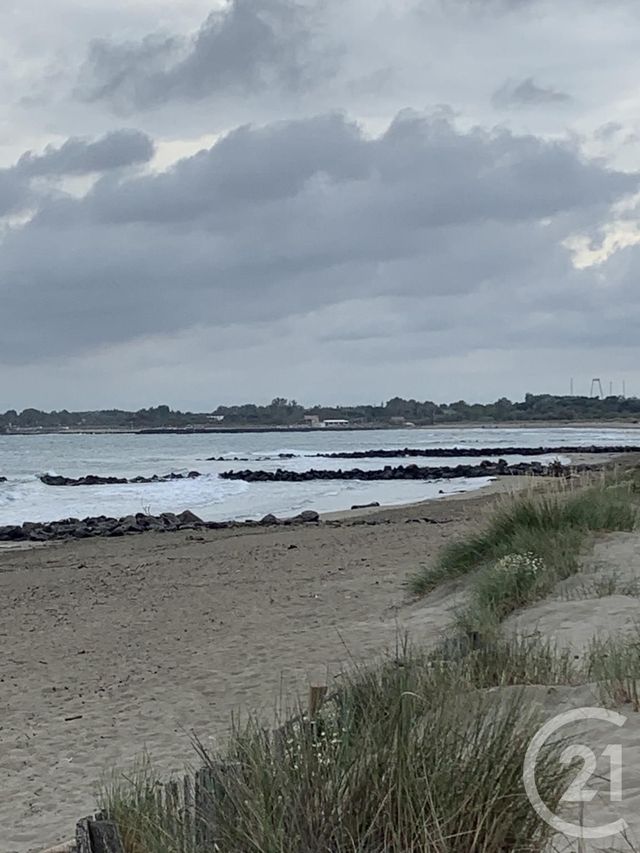 Afficher la photo en grand Appartement F2 à louer - 2 pièces - 43.0 m2 - AGDE - 34 - LANGUEDOC-ROUSSILLON - Century 21 Agi Immobilier