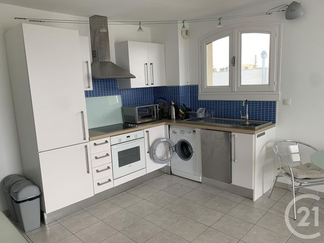 Afficher la photo en grand Appartement F2 à louer - 2 pièces - 43.0 m2 - AGDE - 34 - LANGUEDOC-ROUSSILLON - Century 21 Agi Immobilier