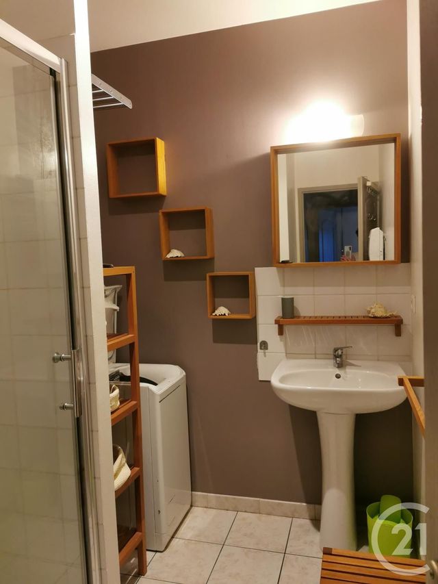 Appartement F3 à louer - 3 pièces - 58.0 m2 - MONTAGNAC - 34 - LANGUEDOC-ROUSSILLON - Century 21 Agi Immobilier