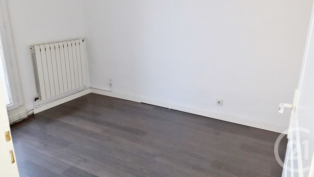 Appartement F3 à louer - 3 pièces - 59.0 m2 - PEZENAS - 34 - LANGUEDOC-ROUSSILLON - Century 21 Agi Immobilier