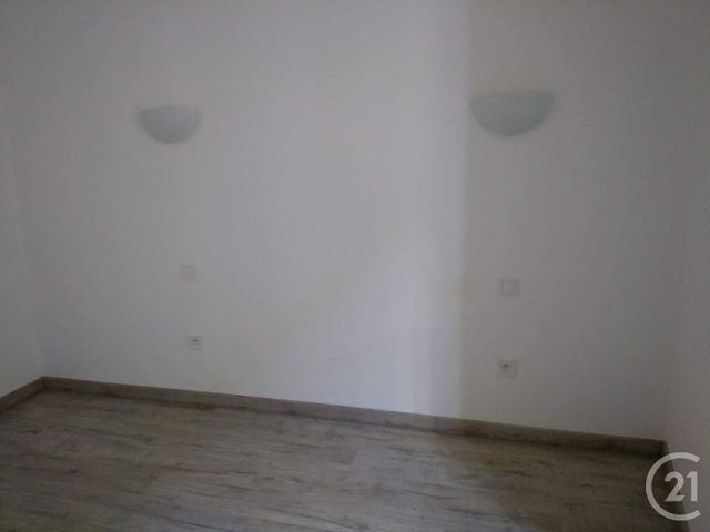 Appartement F4 à louer - 4 pièces - 81.5 m2 - CAUX - 34 - LANGUEDOC-ROUSSILLON - Century 21 Agi Immobilier