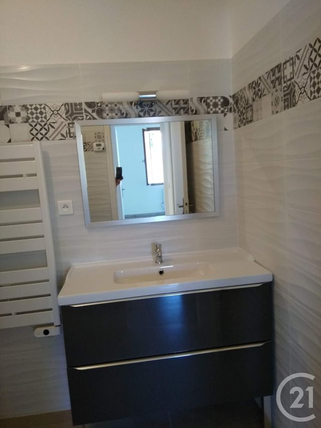 Appartement F4 à louer - 4 pièces - 81.5 m2 - CAUX - 34 - LANGUEDOC-ROUSSILLON - Century 21 Agi Immobilier