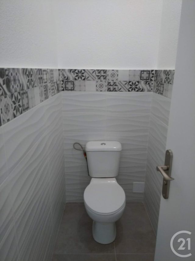 Appartement F4 à louer - 4 pièces - 81.5 m2 - CAUX - 34 - LANGUEDOC-ROUSSILLON - Century 21 Agi Immobilier