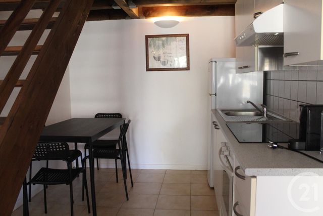 maison à louer - 2 pièces - 41.0 m2 - ROUJAN - 34 - LANGUEDOC-ROUSSILLON - Century 21 Agi Immobilier