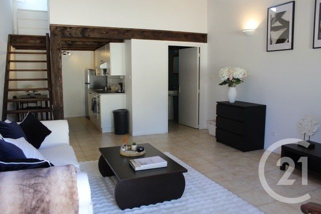 maison à louer - 2 pièces - 41.0 m2 - ROUJAN - 34 - LANGUEDOC-ROUSSILLON - Century 21 Agi Immobilier