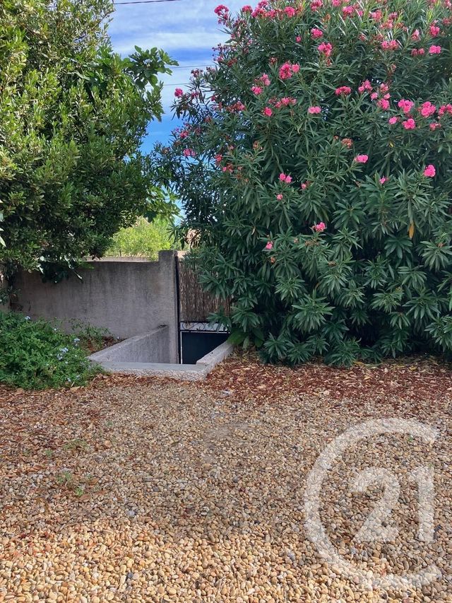 maison à louer - 2 pièces - 41.0 m2 - ROUJAN - 34 - LANGUEDOC-ROUSSILLON - Century 21 Agi Immobilier