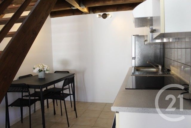 maison à louer - 2 pièces - 41.0 m2 - ROUJAN - 34 - LANGUEDOC-ROUSSILLON - Century 21 Agi Immobilier