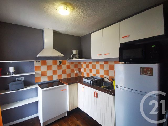 Appartement Studio à louer - 1 pièce - 30.0 m2 - PEZENAS - 34 - LANGUEDOC-ROUSSILLON - Century 21 Agi Immobilier