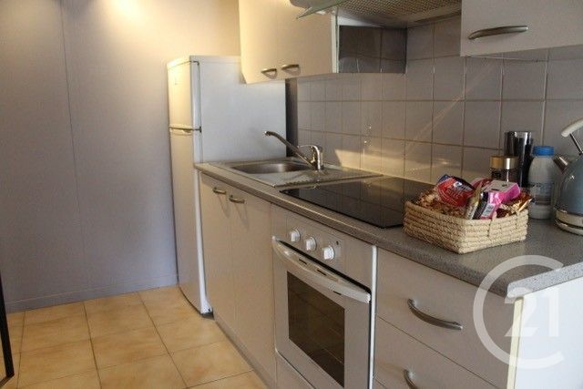 maison à louer - 2 pièces - 41.0 m2 - ROUJAN - 34 - LANGUEDOC-ROUSSILLON - Century 21 Agi Immobilier