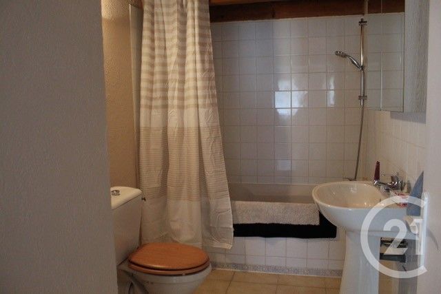 maison à louer - 2 pièces - 41.0 m2 - ROUJAN - 34 - LANGUEDOC-ROUSSILLON - Century 21 Agi Immobilier