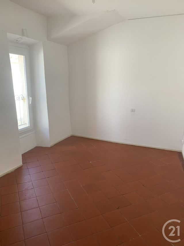 Appartement F3 à louer - 3 pièces - 60.0 m2 - ROUJAN - 34 - LANGUEDOC-ROUSSILLON - Century 21 Agi Immobilier