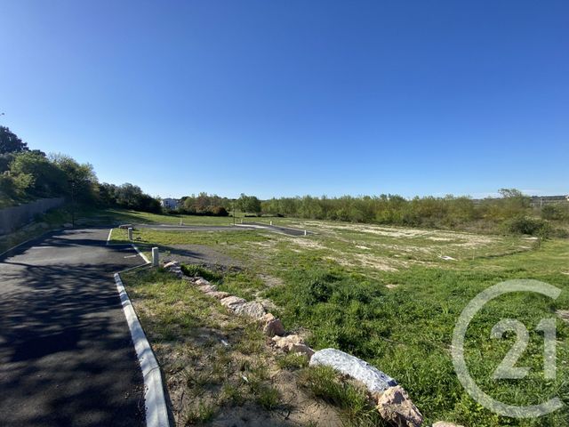 terrain à vendre - 700.0 m2 - PEZENAS - 34 - LANGUEDOC-ROUSSILLON - Century 21 Agi Immobilier
