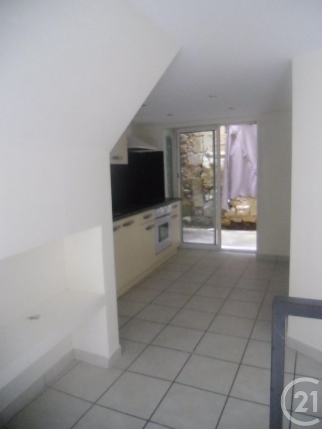 Appartement F2 à louer - 2 pièces - 55.0 m2 - TOURBES - 34 - LANGUEDOC-ROUSSILLON - Century 21 Agi Immobilier