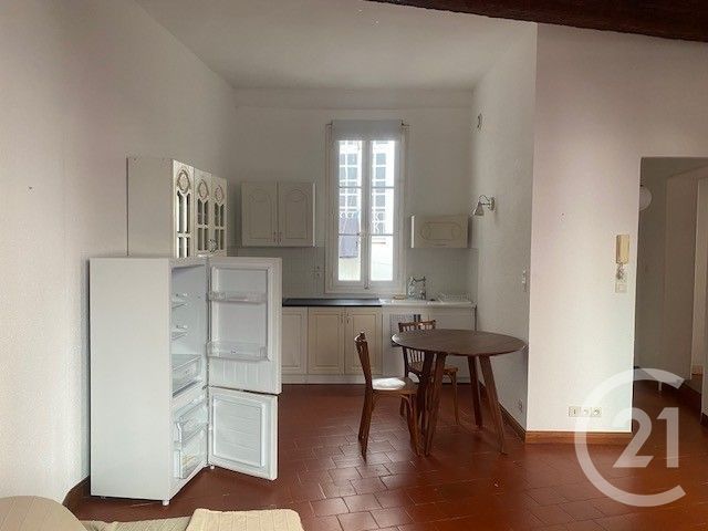 Appartement F2 à louer - 2 pièces - 50.0 m2 - PEZENAS - 34 - LANGUEDOC-ROUSSILLON - Century 21 Agi Immobilier