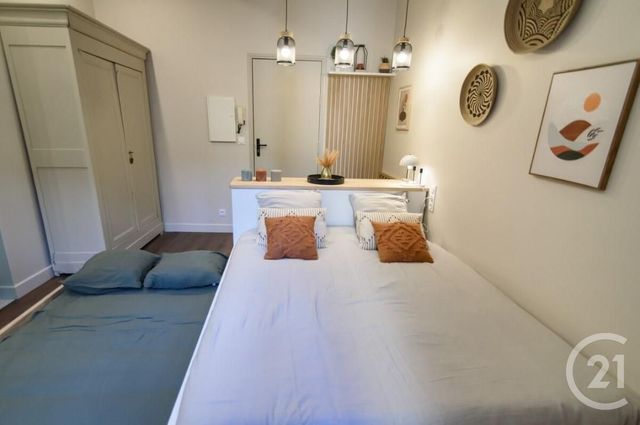 Appartement Studio à louer - 1 pièce - 28.0 m2 - PEZENAS - 34 - LANGUEDOC-ROUSSILLON - Century 21 Agi Immobilier